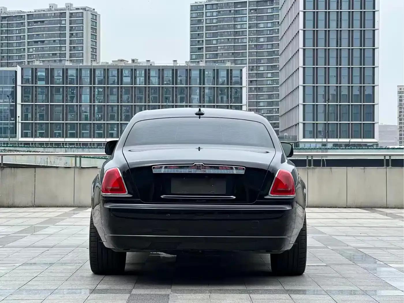 2010 Ghost 6.6T Standard Edition — миниатюра 5