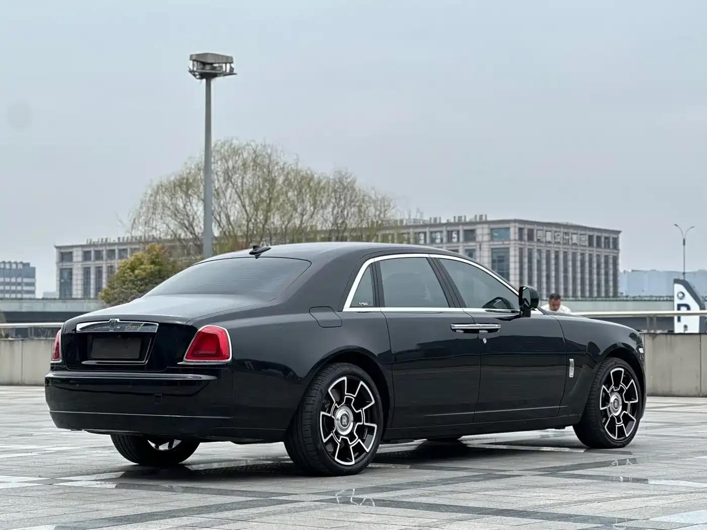 2010 Ghost 6.6T Standard Edition — миниатюра 6