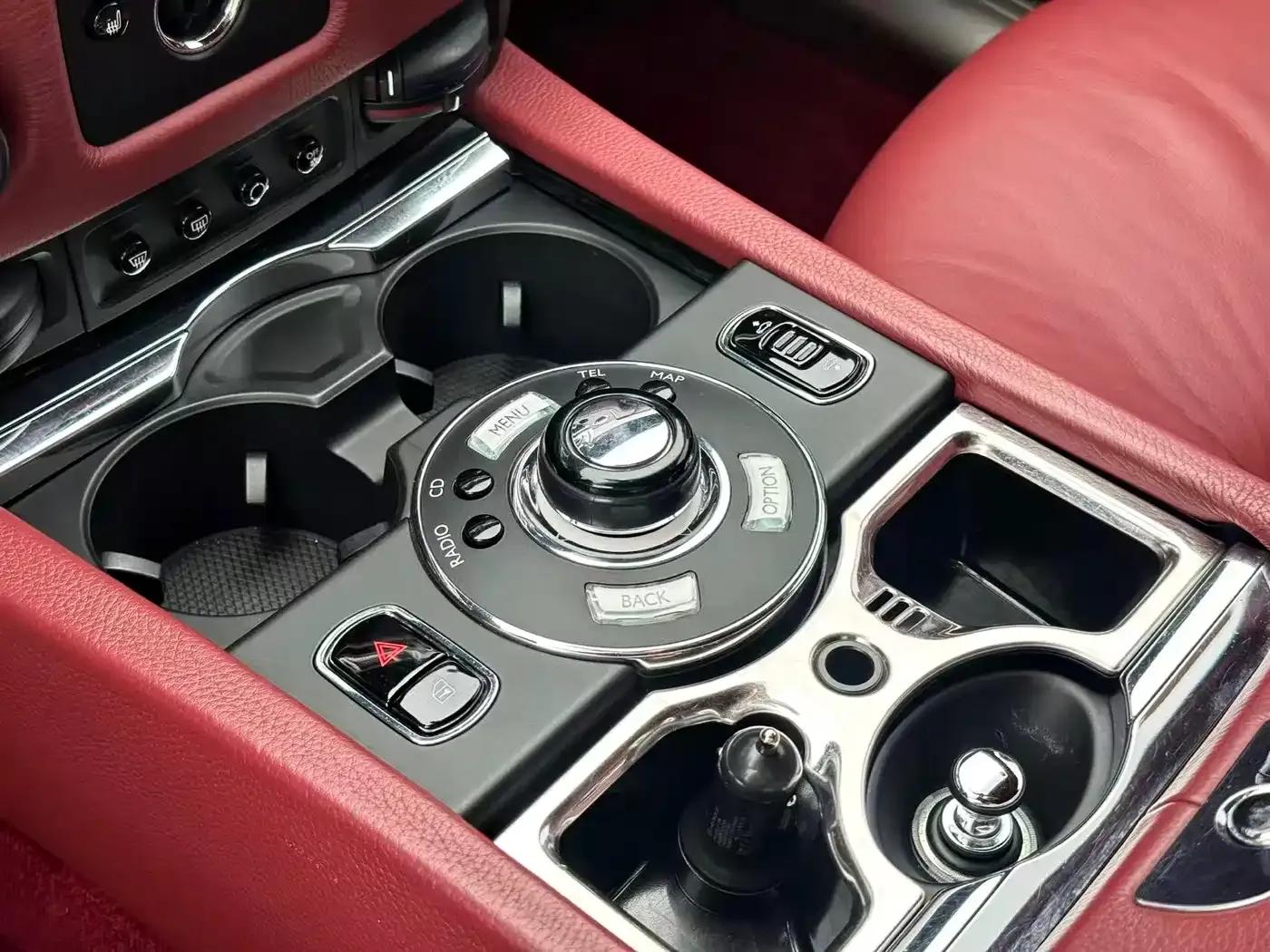 2010 Ghost 6.6T Standard Edition — миниатюра 10