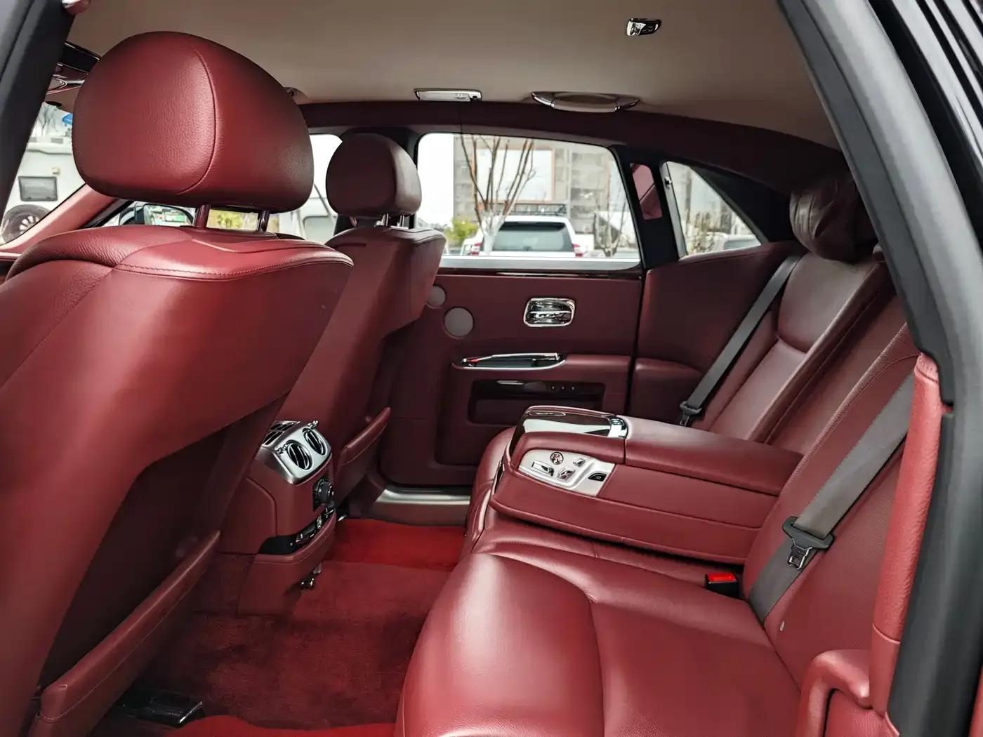 2014 Ghost 6.6T British Classic Edition — миниатюра 13