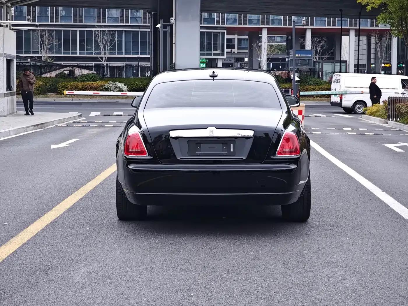 2014 Ghost 6.6T British Classic Edition — миниатюра 6