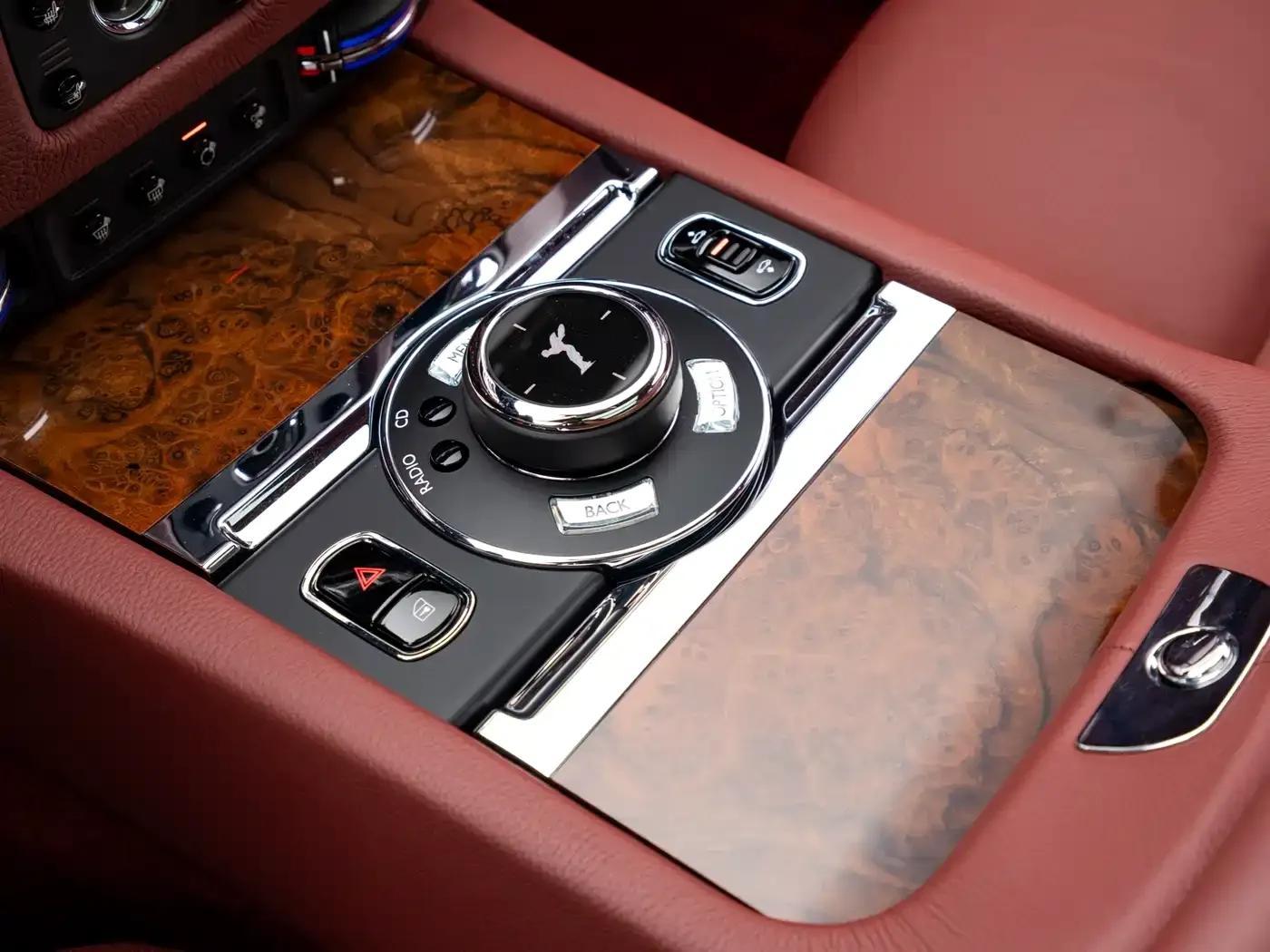 2014 Ghost 6.6T British Classic Edition — миниатюра 8