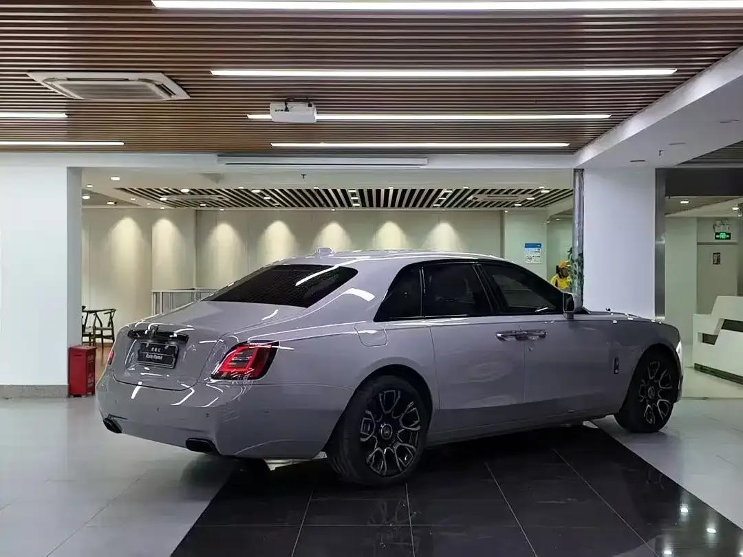 2022 Ghost 6.7T Black Badge — миниатюра 3