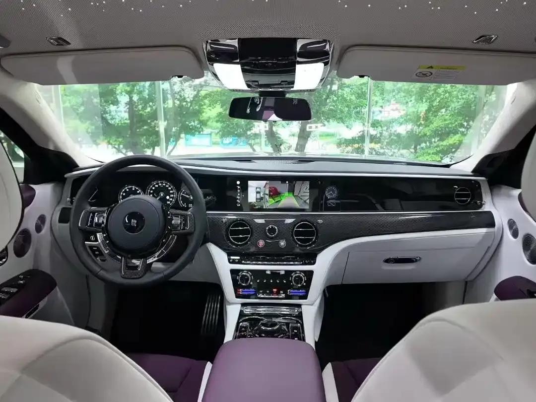 2022 Ghost 6.7T Black Badge — миниатюра 6