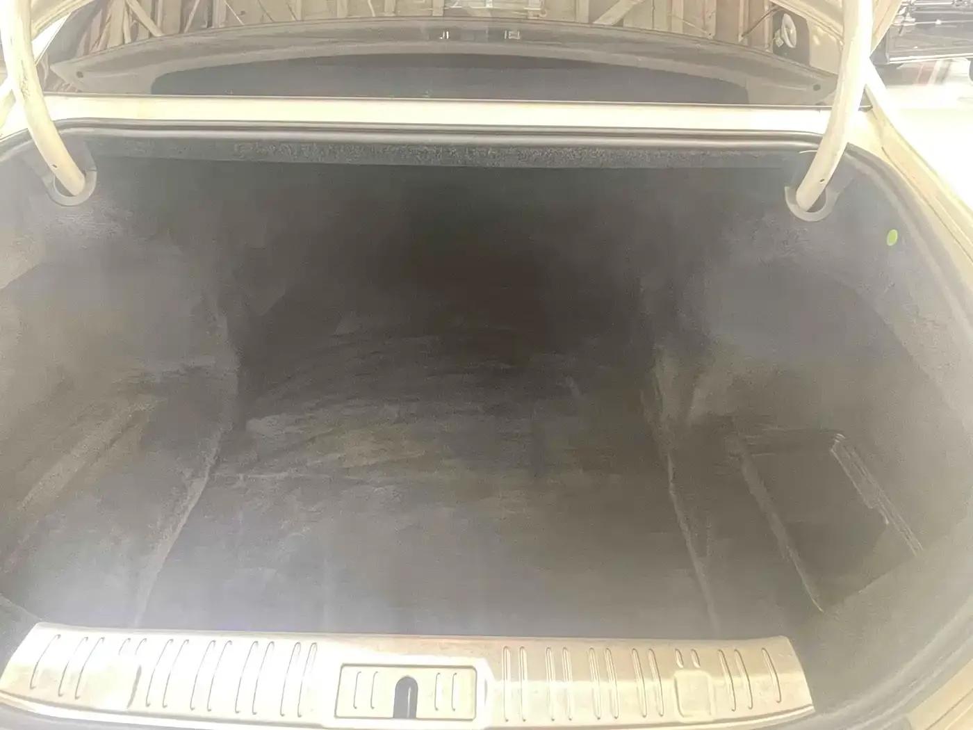 2010 Ghost 6.6T Standard Edition — миниатюра 14