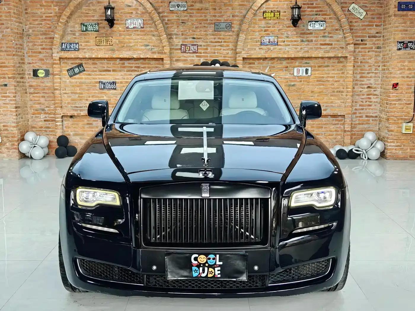 2010 Ghost 6.6T Standard Edition — миниатюра 2