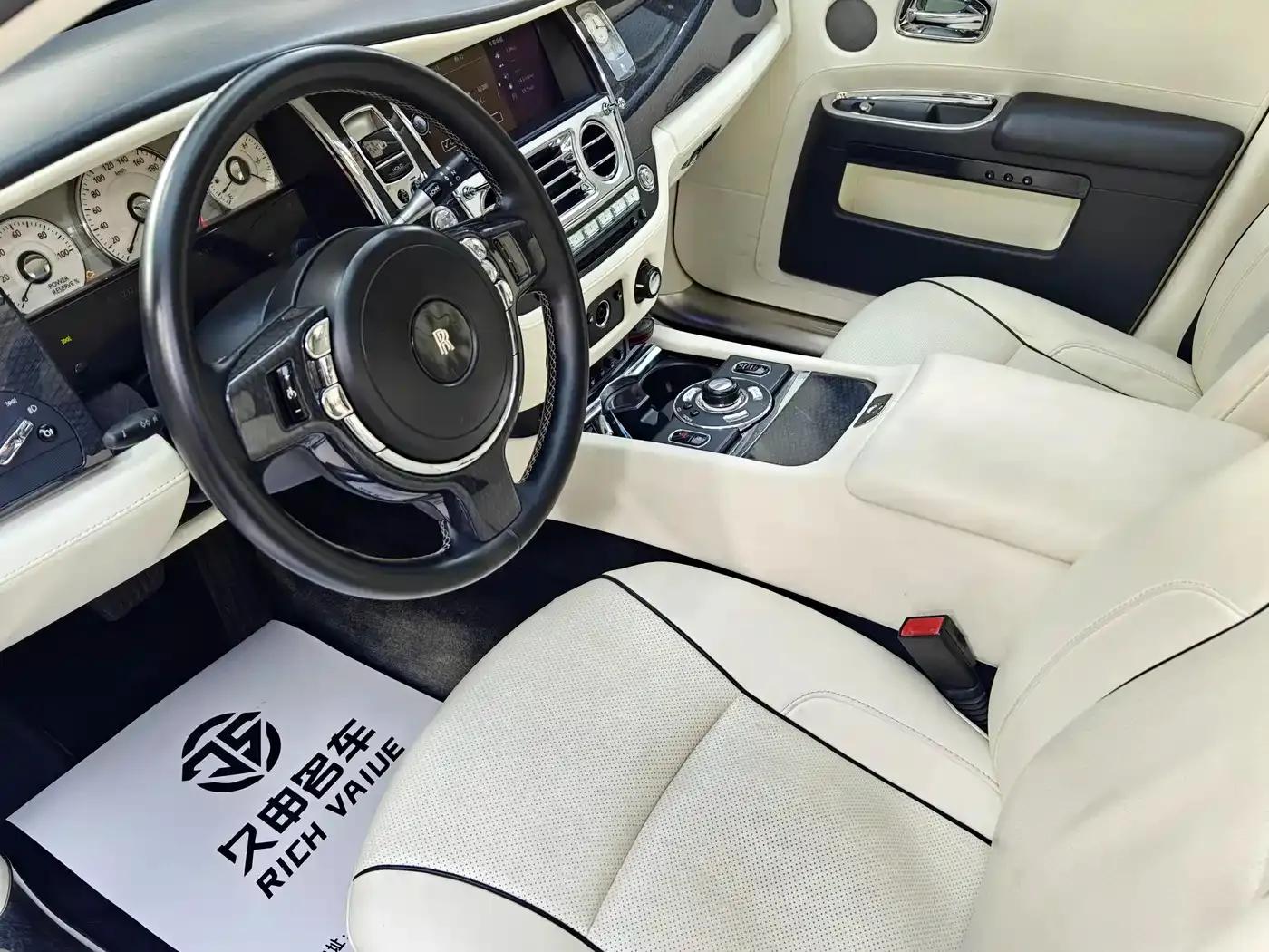 2010 Ghost 6.6T Standard Edition — миниатюра 4