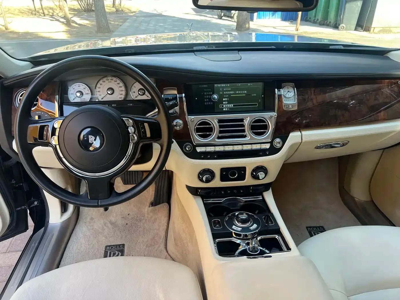 2010 Ghost 6.6T Standard Edition — миниатюра 9