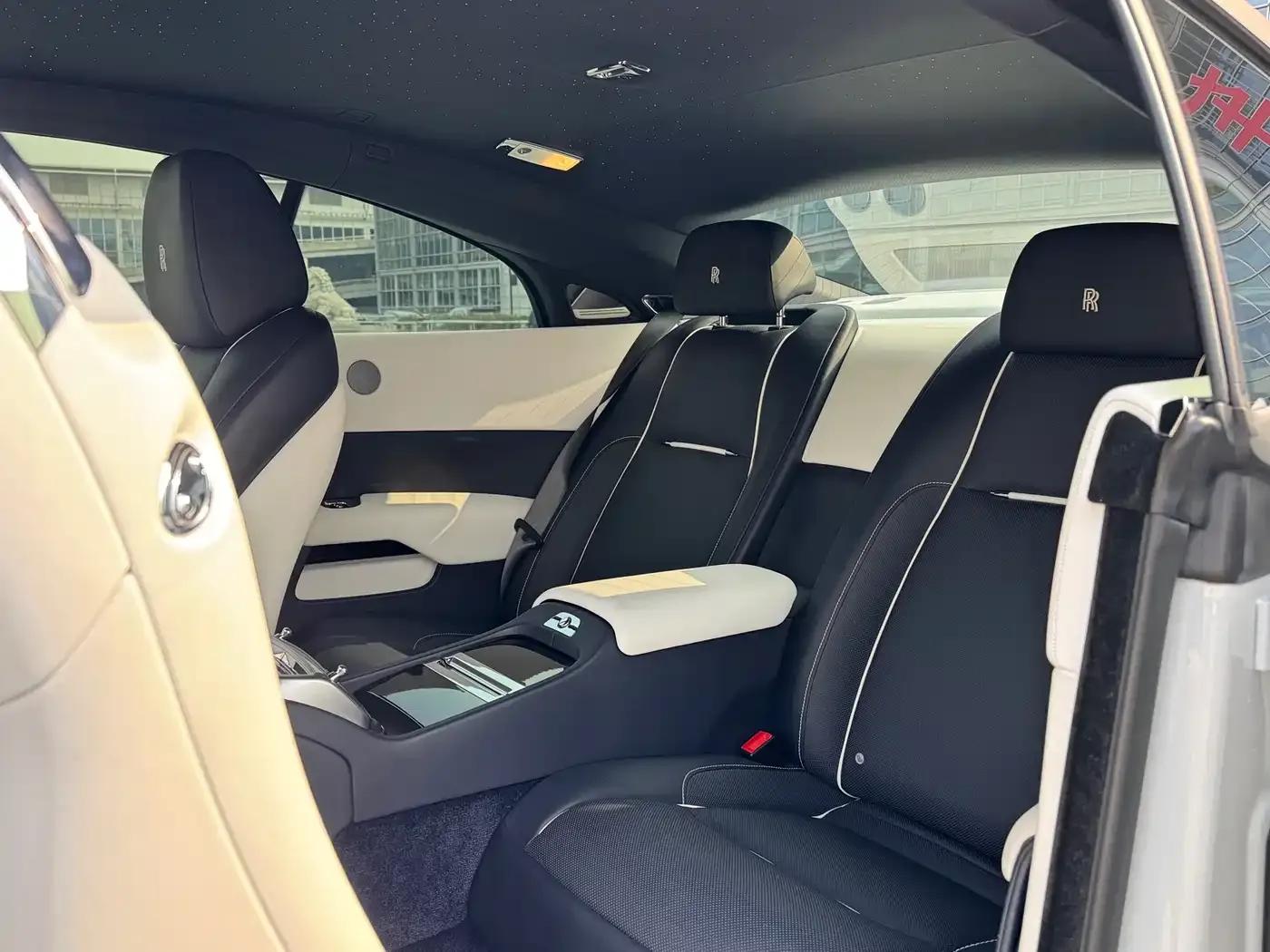 2017 Phantom 6.6T Black Badge Edition — миниатюра 11
