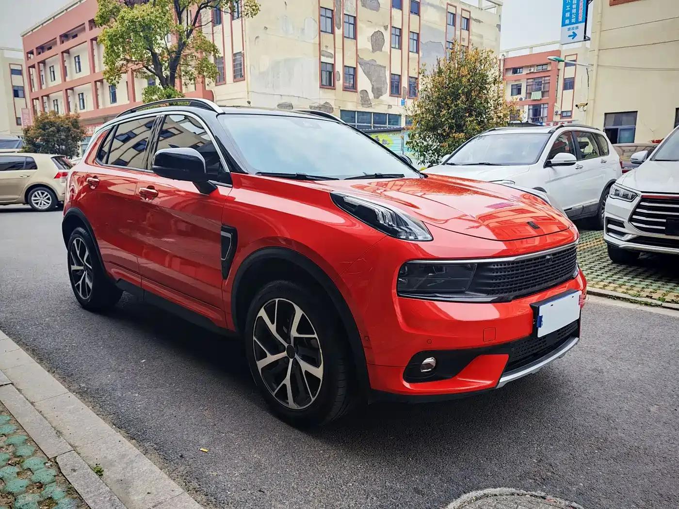 Lynk & Co 01 2017 2.0T AWD Pro Edition — миниатюра 3