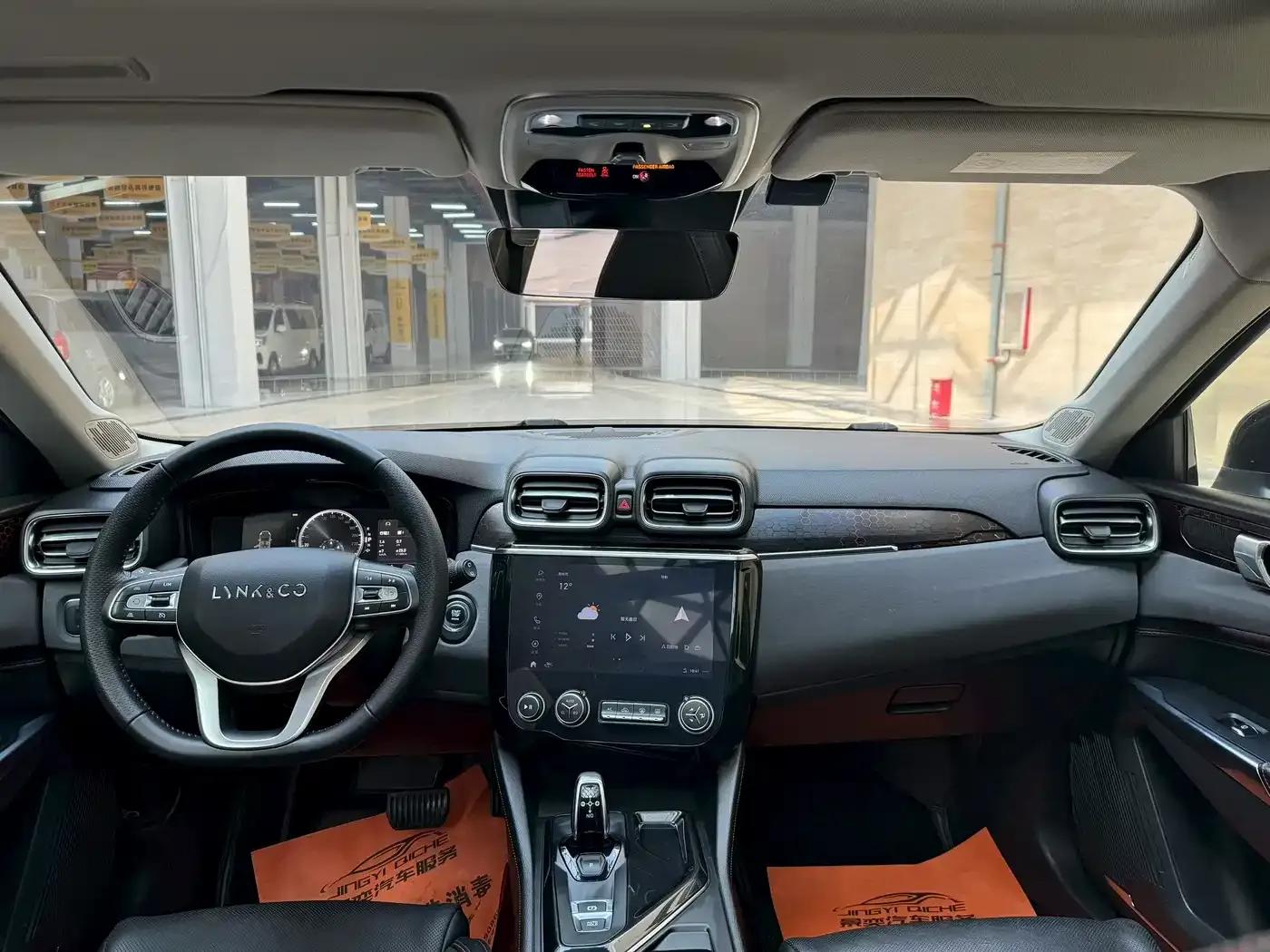 Lynk & Co 02 2019 1.5T DCT 2WD Pro Edition (China VI Emission Standard) — миниатюра 5