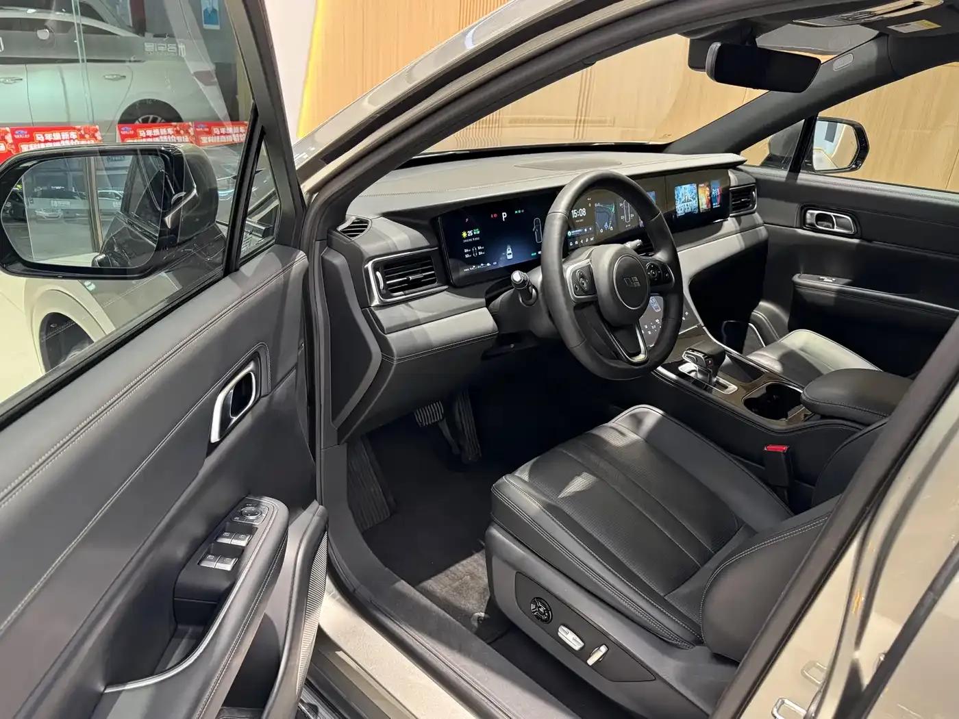 Li Auto ONE 2020 Extended Range 6-Seater — миниатюра 8