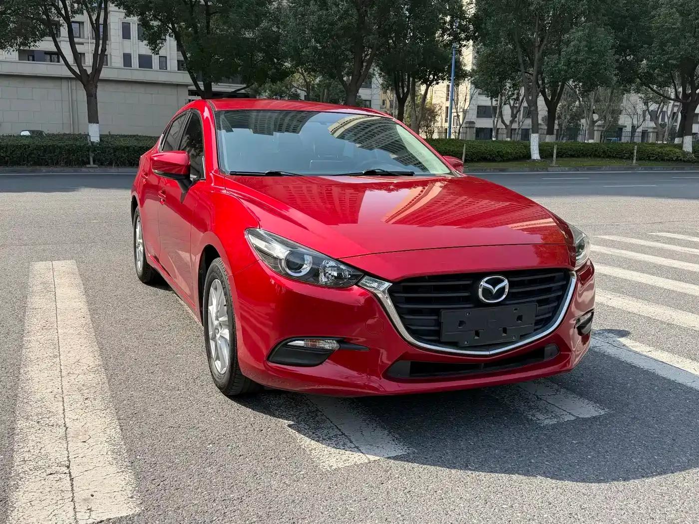 Mazda3 Axela 2017 Sedan 1.5L Automatic Comfort Model (China V Emission Standard) — миниатюра 3