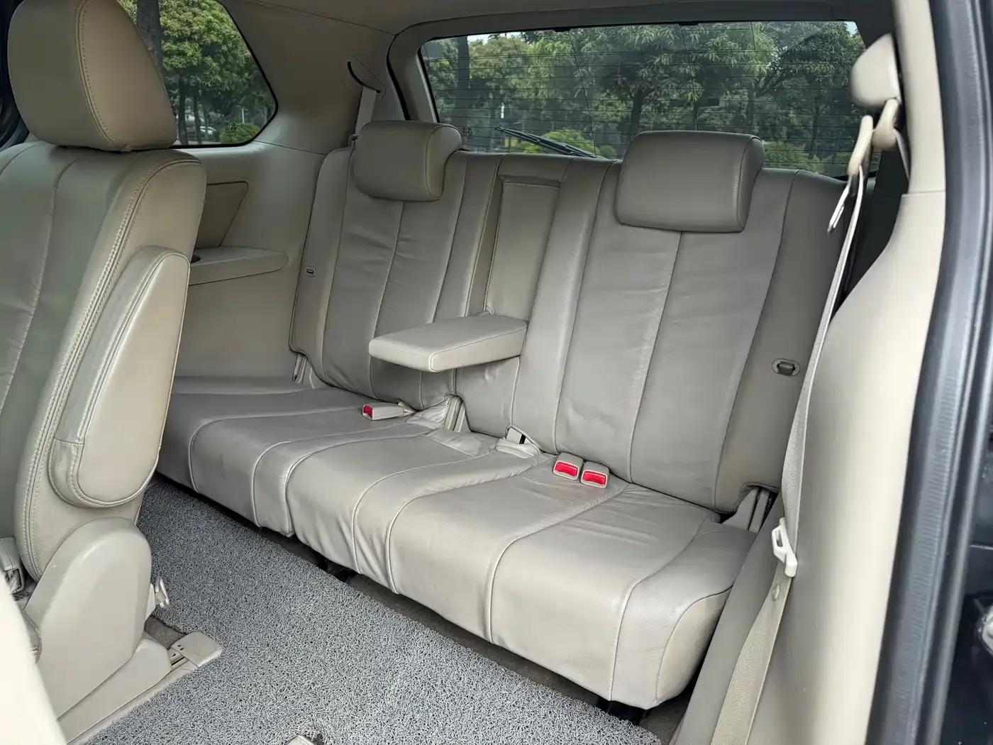 Mazda 8 2011 2.3L Supreme Edition — миниатюра 10