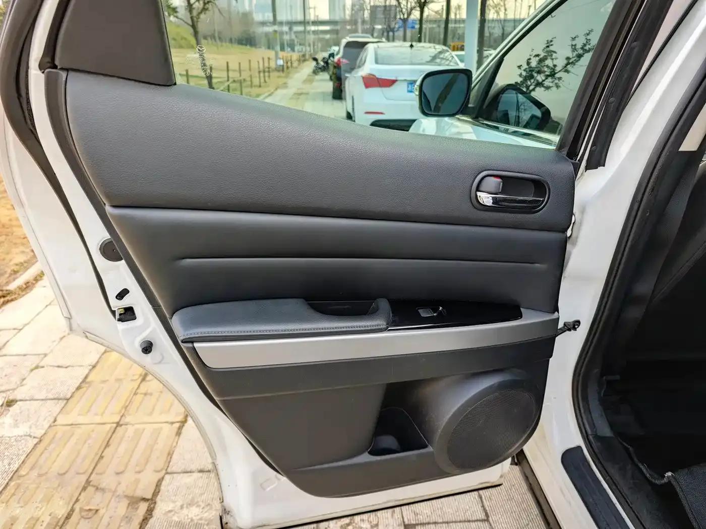 Mazda CX-7 2014 2.5L 2WD Luxury Edition — миниатюра 13