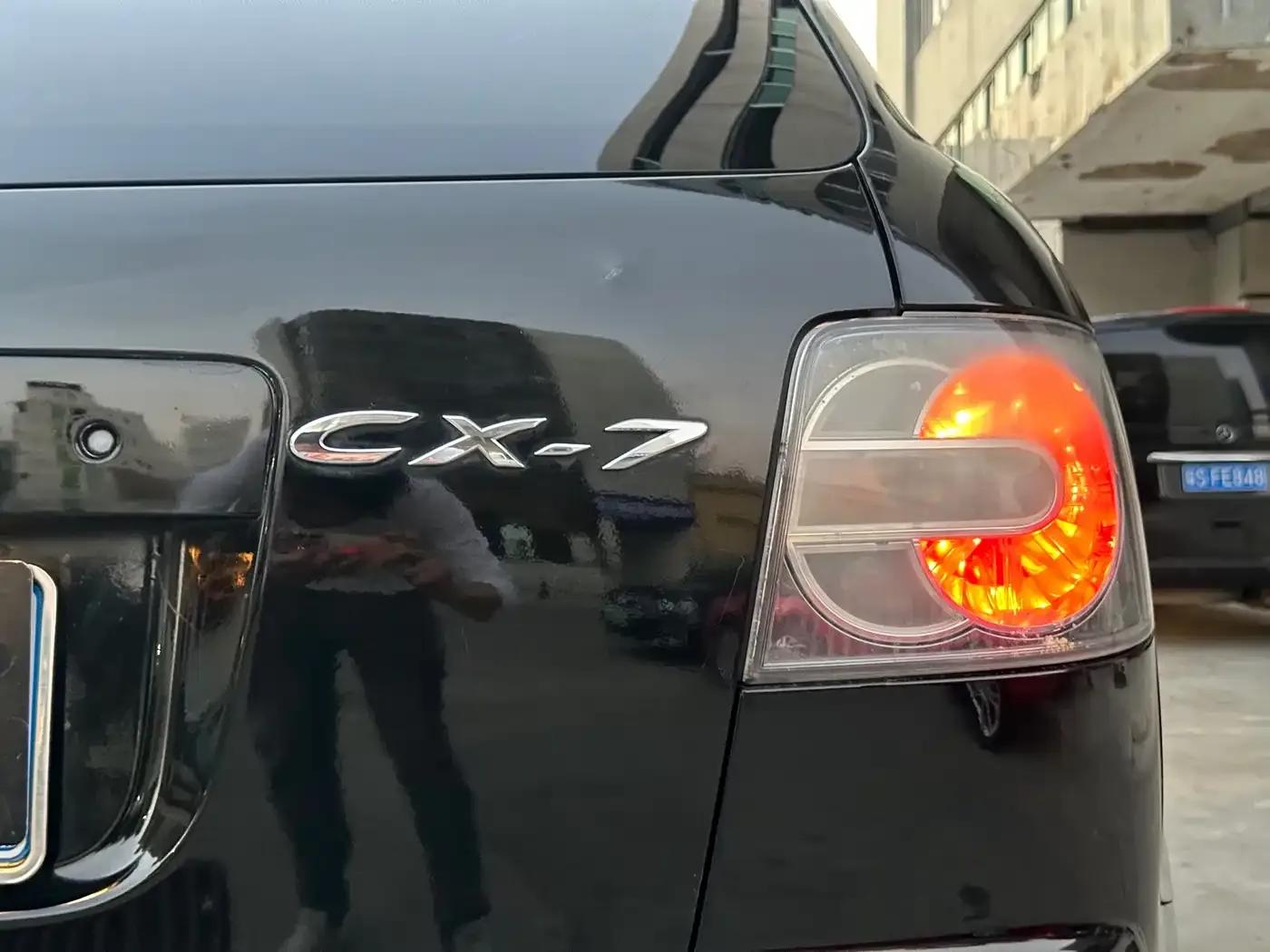 Imported 2011 Mazda CX-7 2.5L Luxury model — миниатюра 10