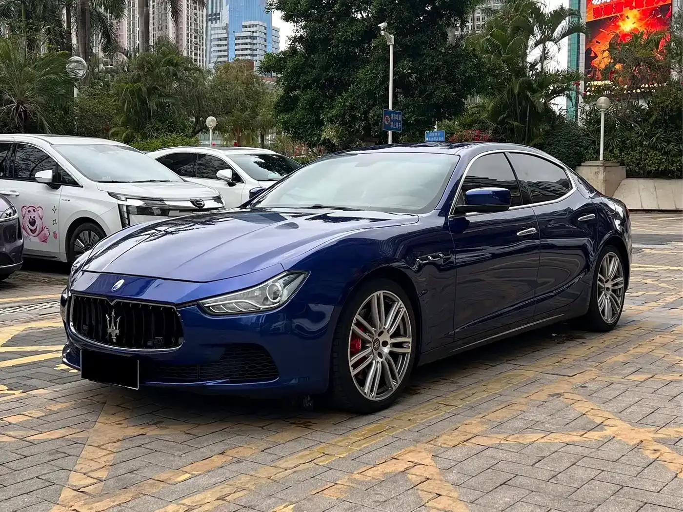 2014 Ghibli 3.0T Standard Edition — миниатюра 3
