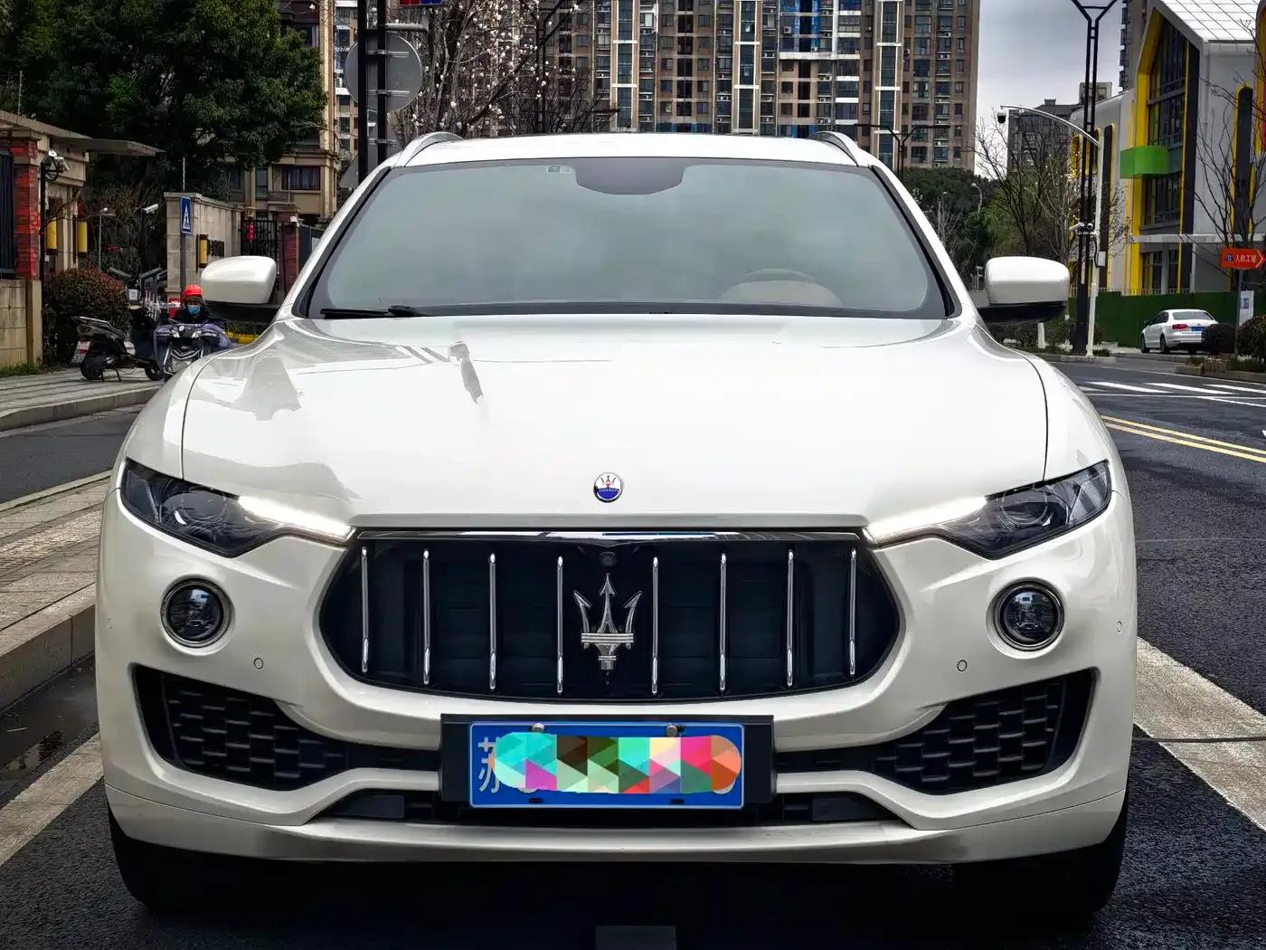2016 Levante 3.0T Standard Edition — миниатюра 2