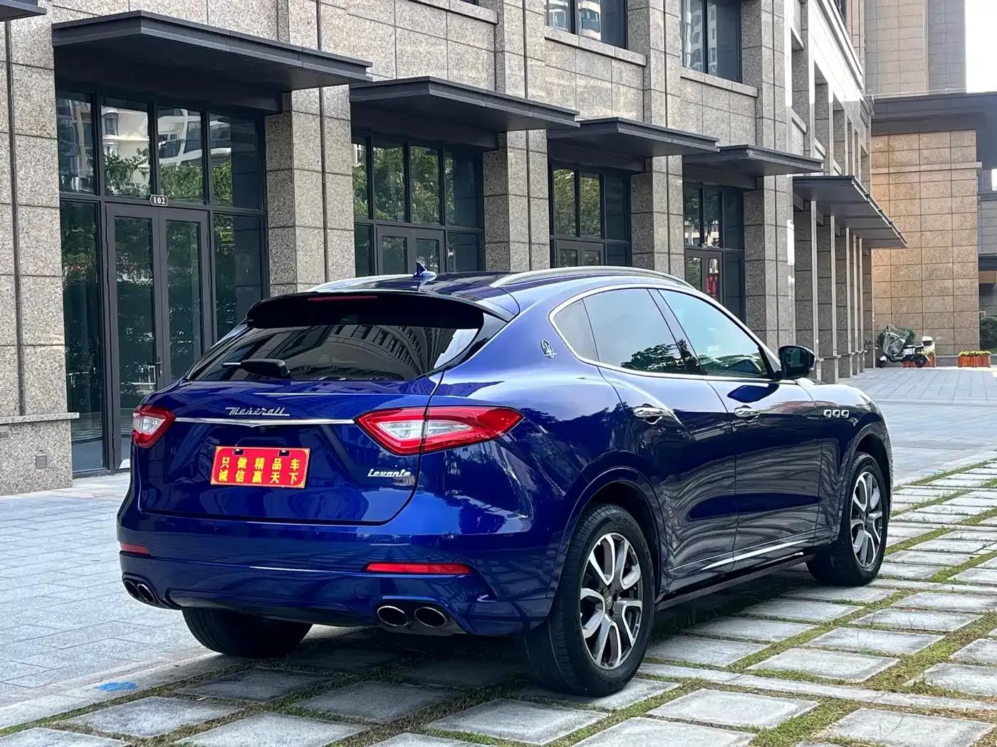 2016 Levante 3.0T Standard Edition — миниатюра 17