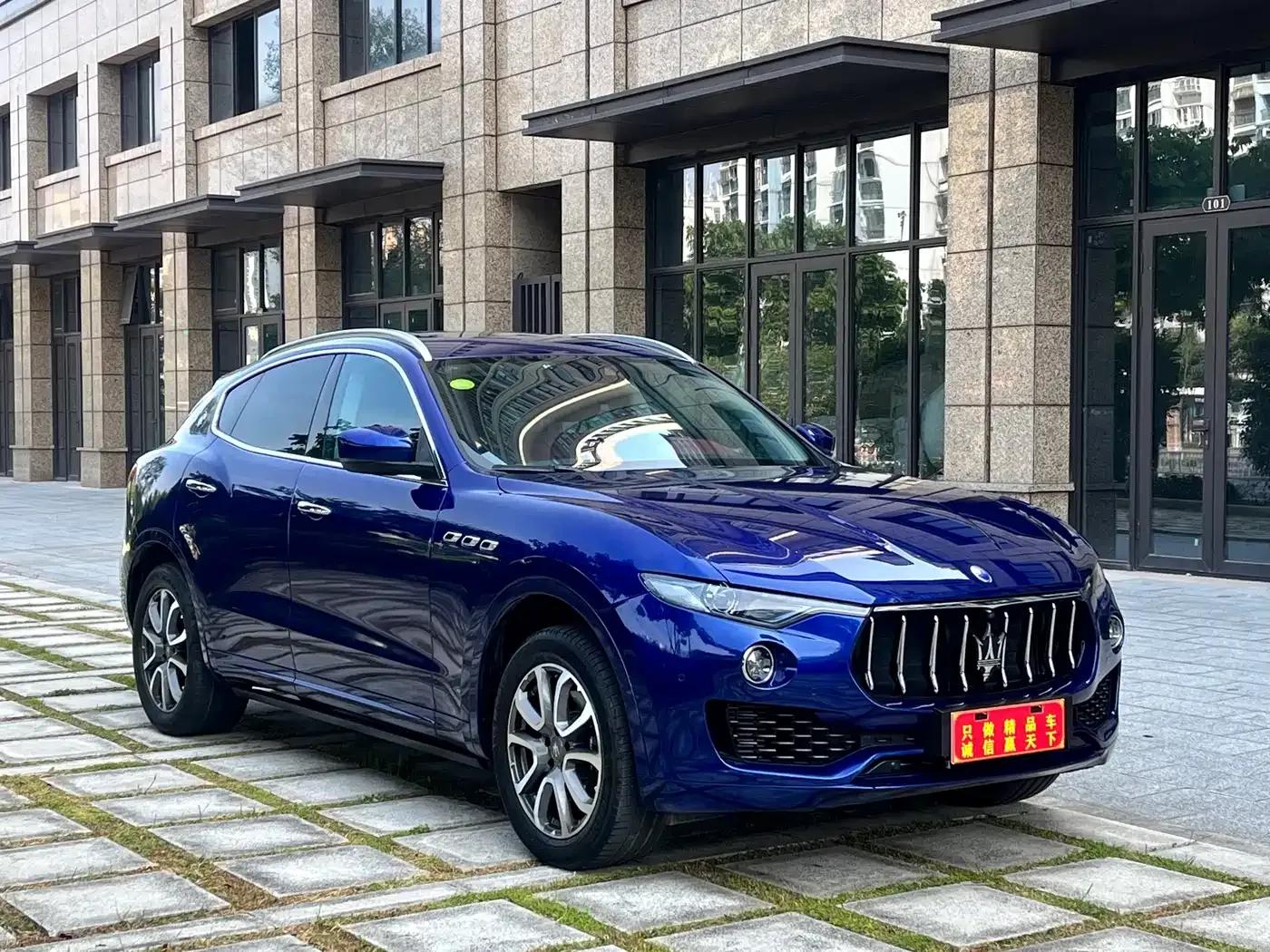 2016 Levante 3.0T Standard Edition — миниатюра 3