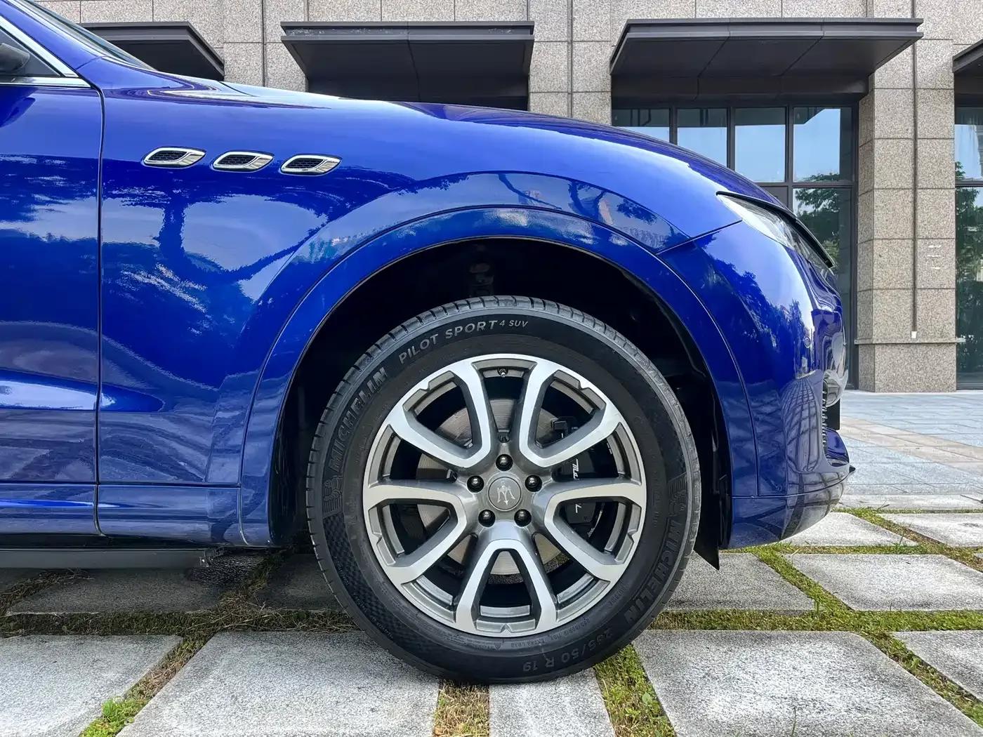 2016 Levante 3.0T Standard Edition — миниатюра 21