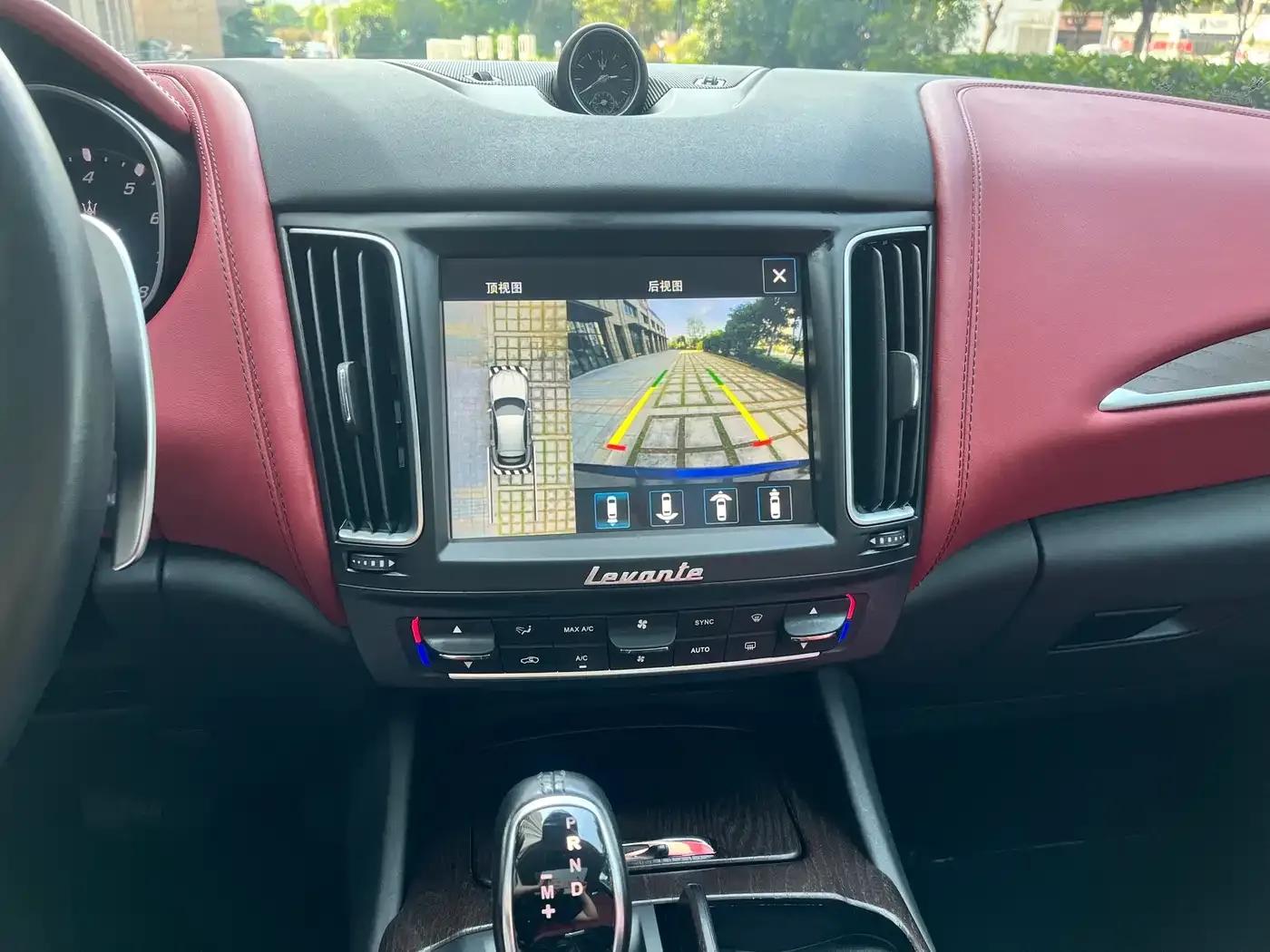 2016 Levante 3.0T Standard Edition — миниатюра 8