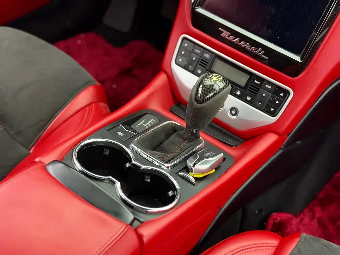 GranTurismo 2013 4.7L Sport Automatic — миниатюра 10