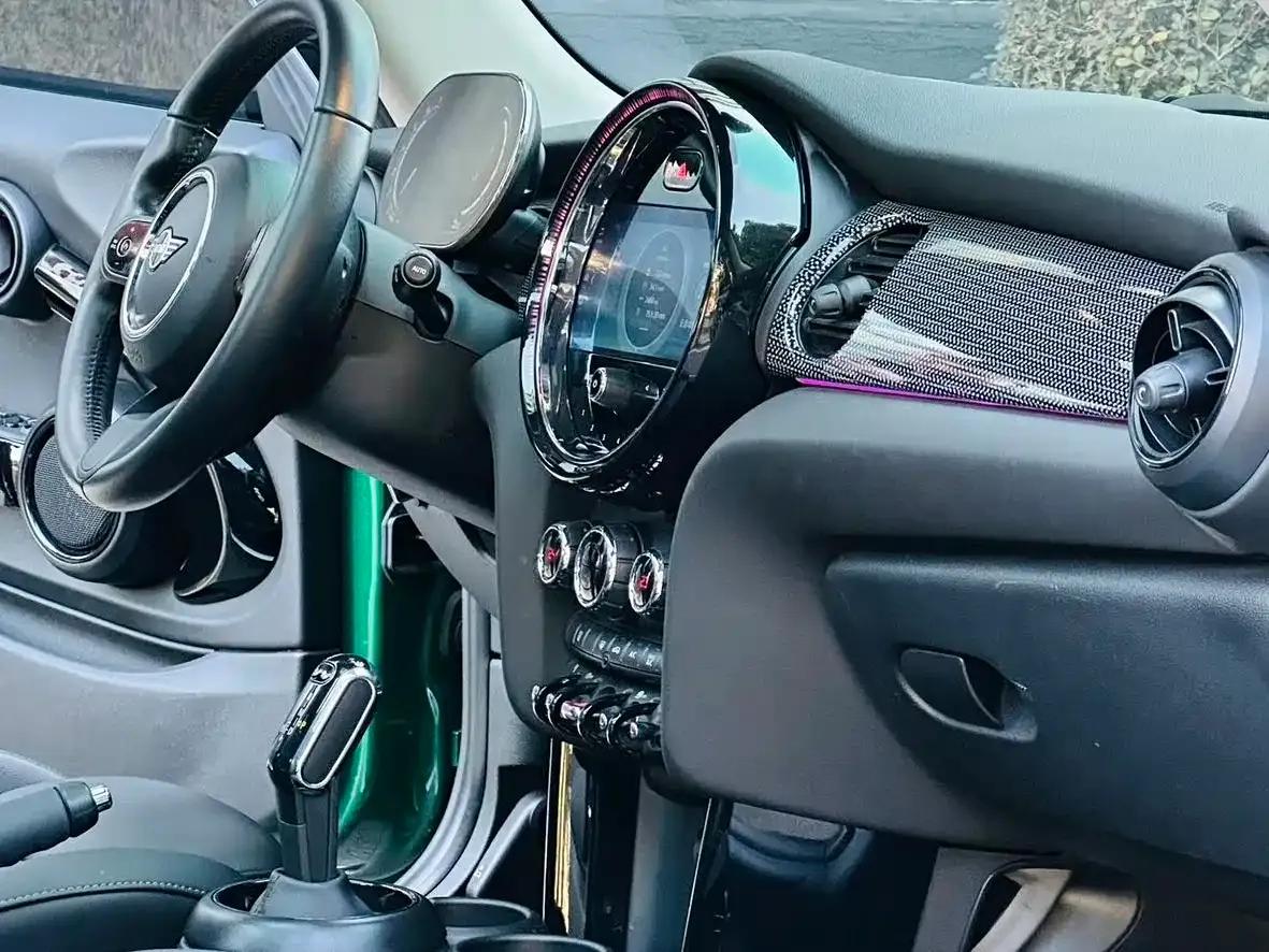 MINI 2022 1.5T COOPER Classic — миниатюра 13