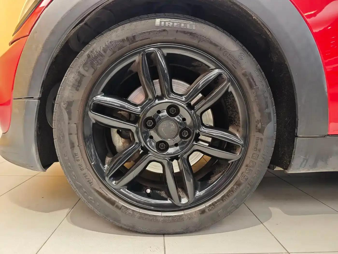 MINI 2013 1.6L ONE Limited Edition - First Model — миниатюра 5