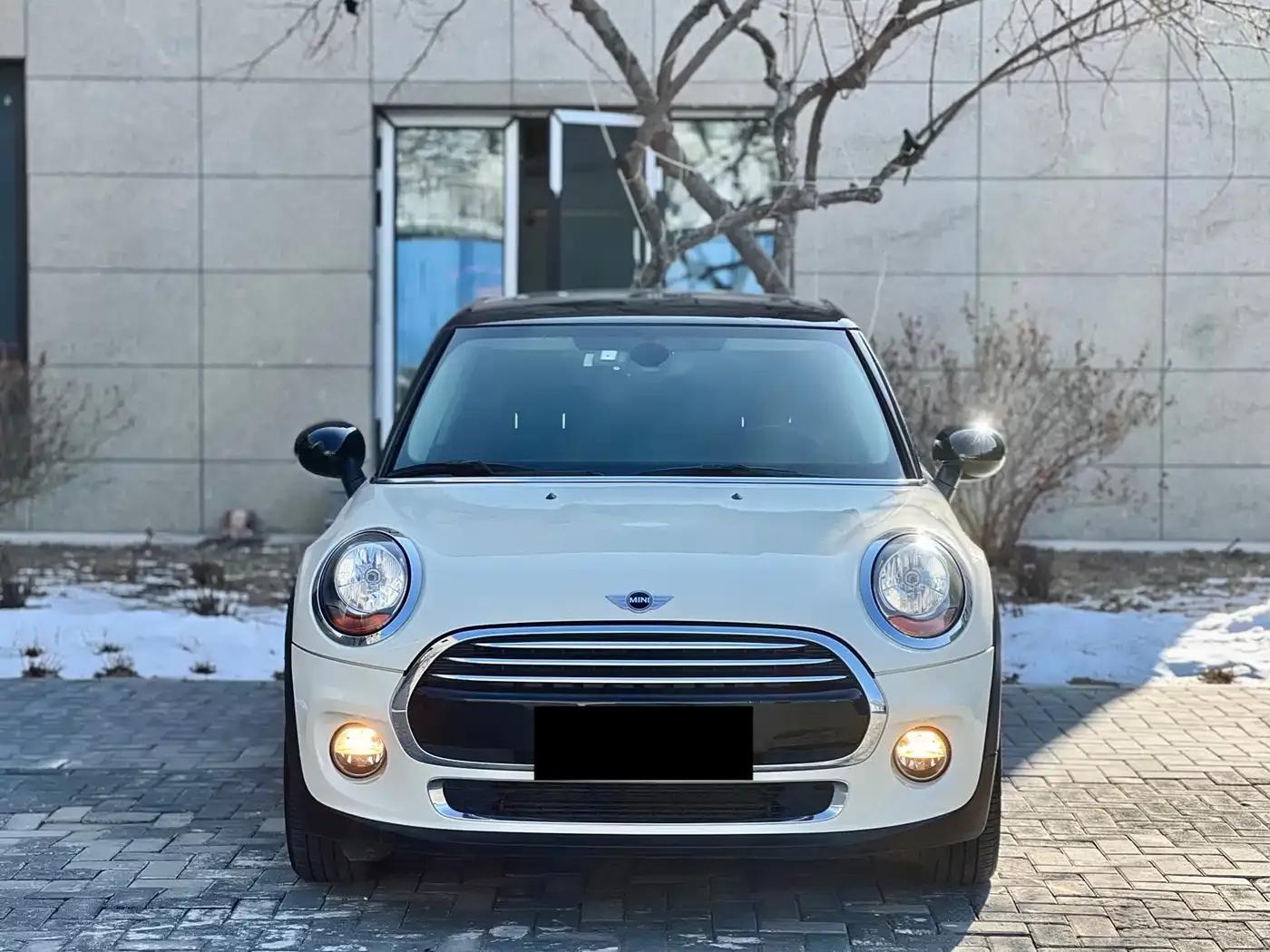 2016 MINI 1.5T COOPER 5-door version — миниатюра 2