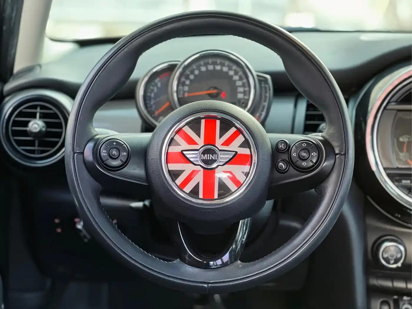 2016 MINI 1.5T COOPER 5-door version — миниатюра 9