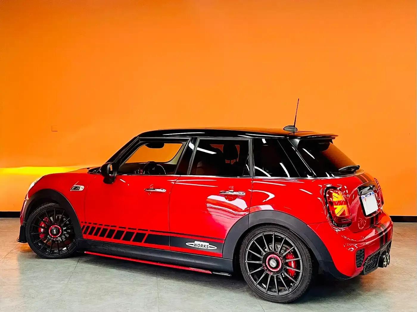 2019 MINI 2.0T COOPER S Classic 5-Door Version — миниатюра 4