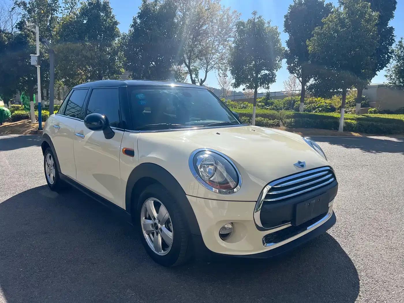 2017 MINI 1.5T COOPER Ice Blue Limited Edition (5-door version) — миниатюра 3
