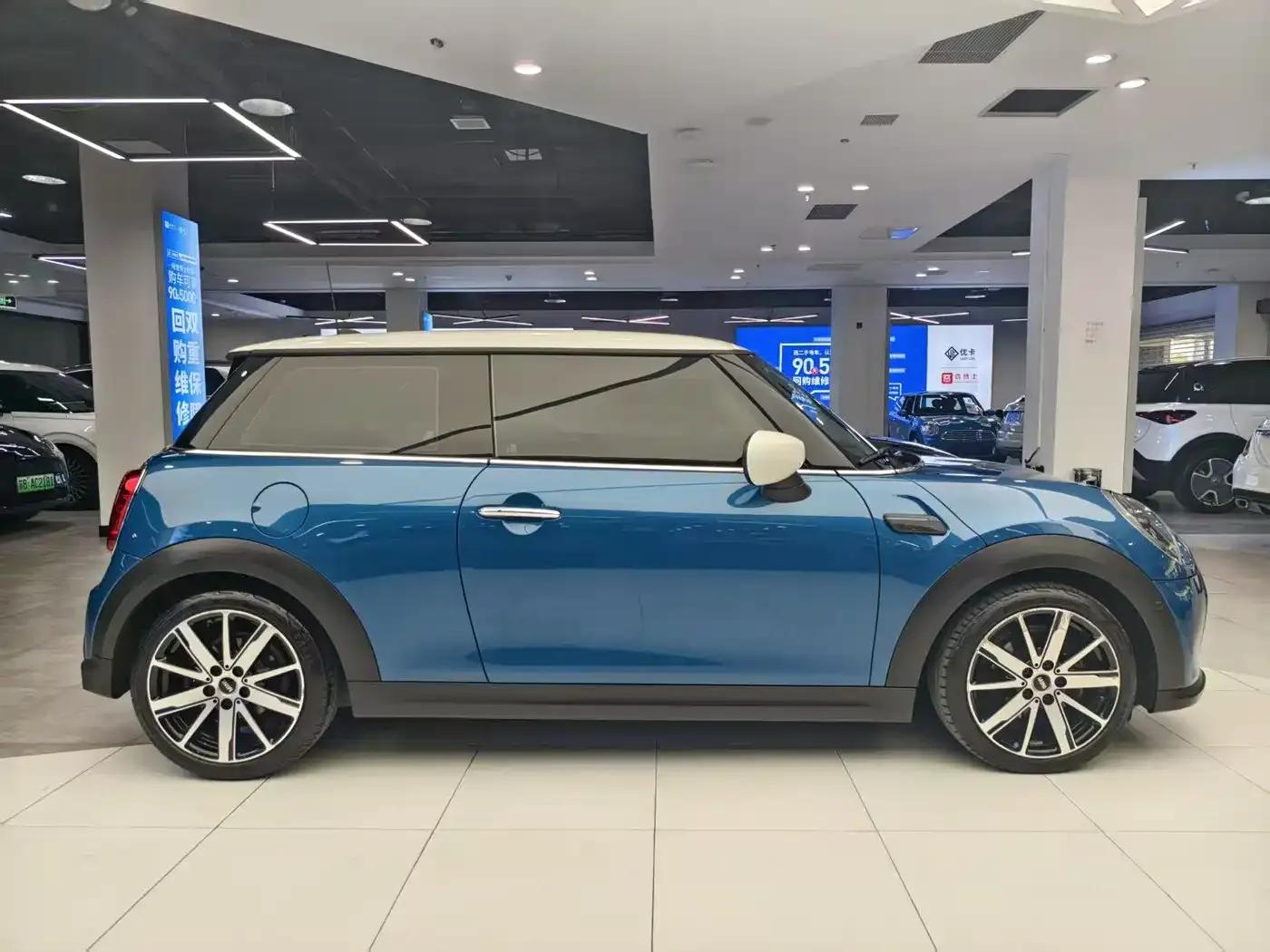 MINI 2022 Facelift 1.5T COOPER Artist — миниатюра 16