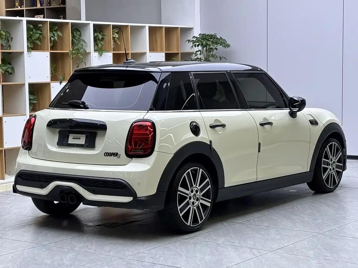 MINI 2022 2.0T COOPER S Black Label Special Edition (5-door version) — миниатюра 4