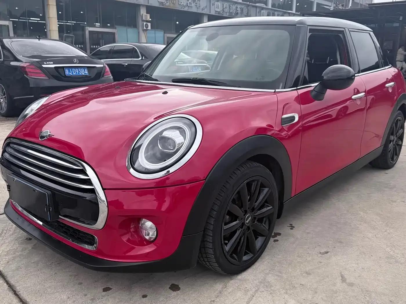 2018 MINI 1.5T COOPER Artist 5-Door Edition — миниатюра 3