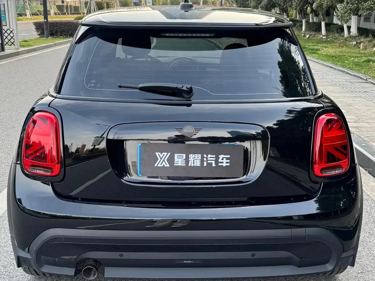 MINI 2023 1.5T COOPER Obsession Edition — миниатюра 4