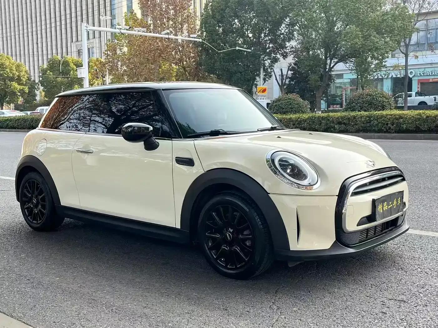 MINI 2021 1.5T ONE — миниатюра 3