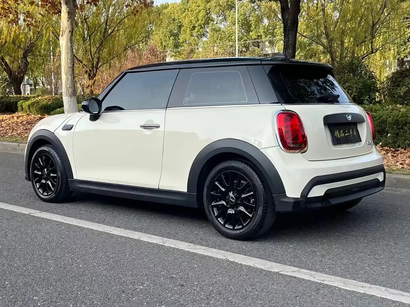 MINI 2021 1.5T ONE — миниатюра 4