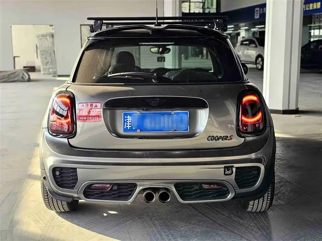 MINI 2018 1.5T COOPER Color Commemorative Edition — миниатюра 5