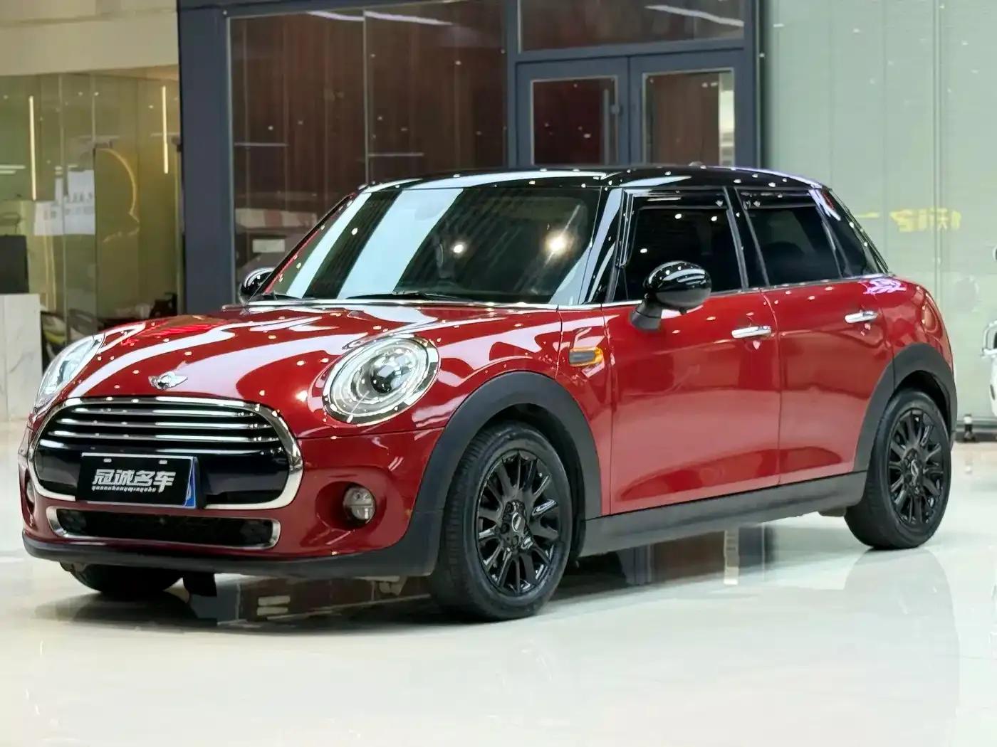 2016 MINI 1.5T COOPER 5-door version — миниатюра 1
