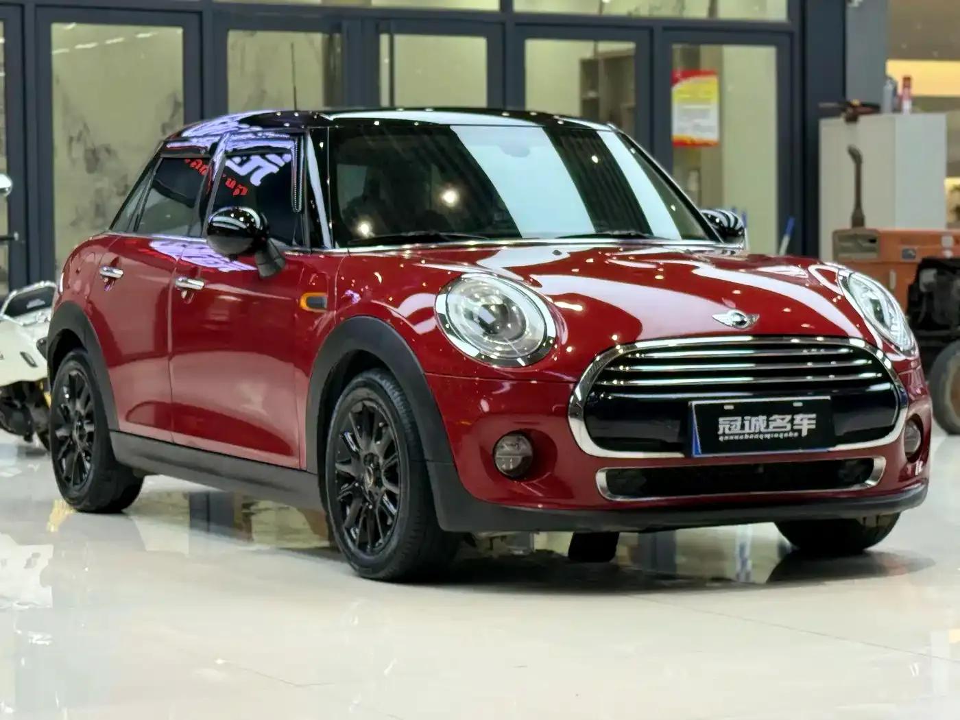2016 MINI 1.5T COOPER 5-door version — миниатюра 3