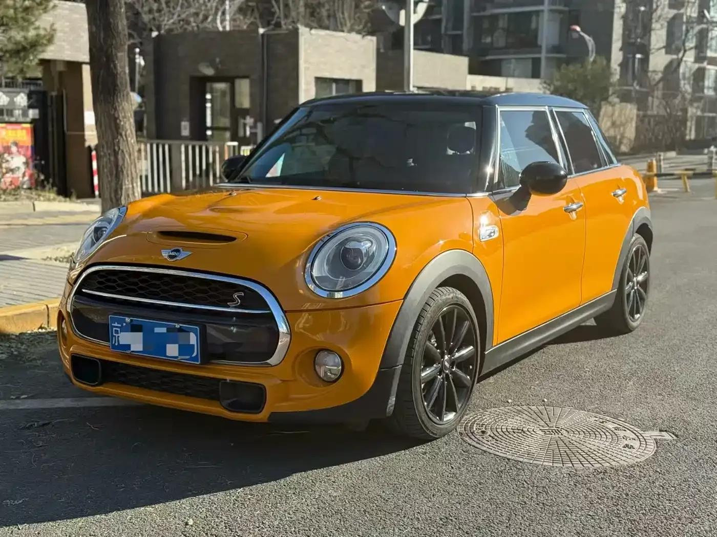 2016 MINI 2.0T COOPER S Avantgarde 5-Door Edition — миниатюра 18
