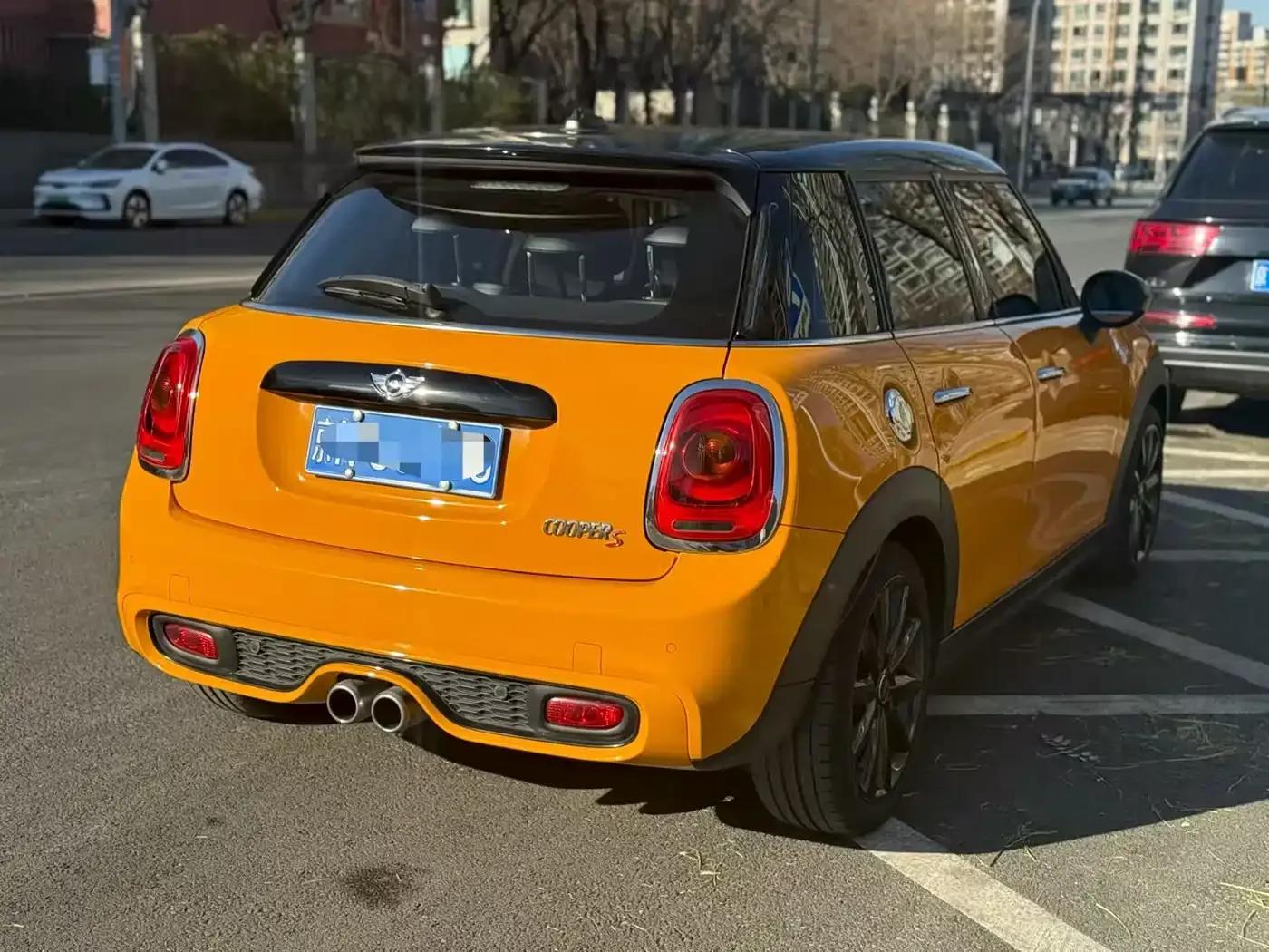 2016 MINI 2.0T COOPER S Avantgarde 5-Door Edition — миниатюра 19