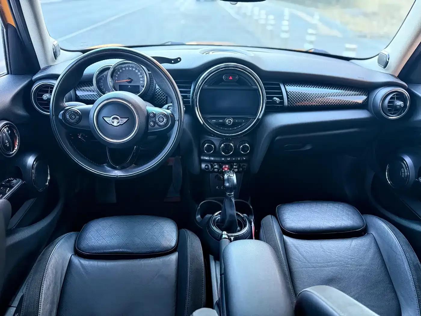 2016 MINI 2.0T COOPER S Avantgarde 5-Door Edition — миниатюра 25
