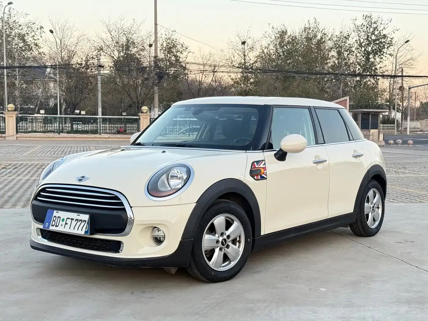 2016 MINI 1.2T ONE 5-Door — миниатюра 1