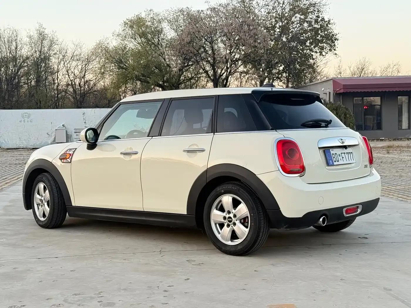 2016 MINI 1.2T ONE 5-Door — миниатюра 6