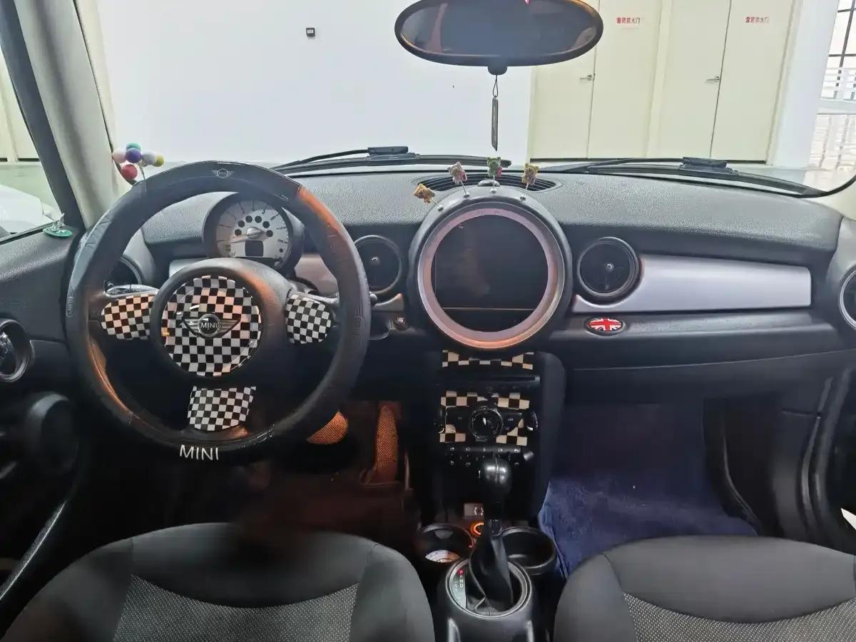 MINI CLUBMAN 2013 1.6L COOPER Bond Street — миниатюра 9