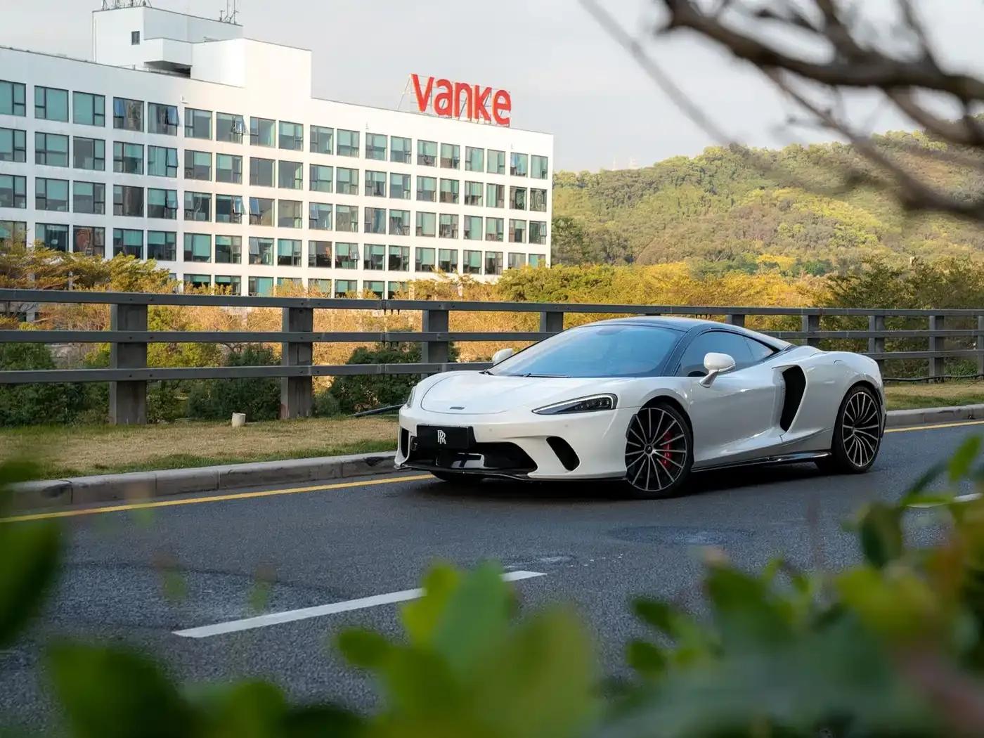 McLaren GT 2022 4.0T Standard Edition — миниатюра 6