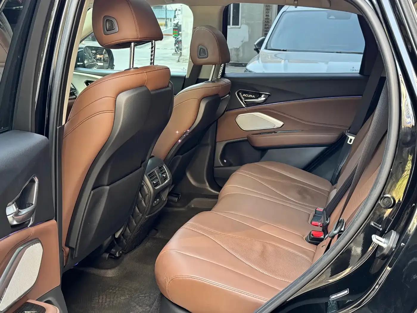 Acura RDX 2019 2.0T Premium Edition (National V Emission Standard) — миниатюра 6